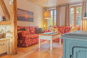 Urlaub in Burg auf Fehmarn - Ferienhäuser mit Sauna und Kamin-2 (1)