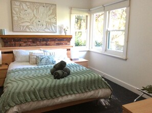 Bedroom2