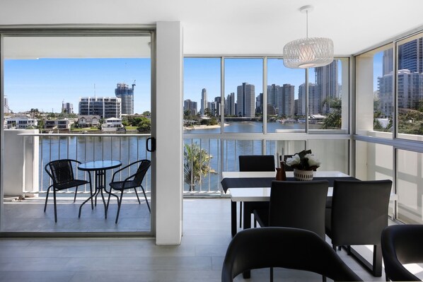 Balcony/Dining Area