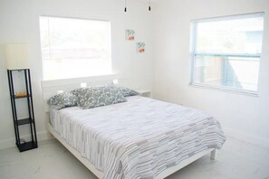 Bedroom 2 with Queen Bed