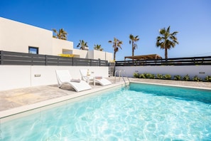 Private pool and terrace