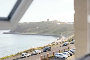 Apartment 5, King's Court, Scarborough - Host & Stay