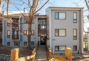 Minimal steps to enter the condo!