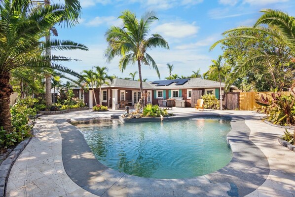 Private Saltwater Pool