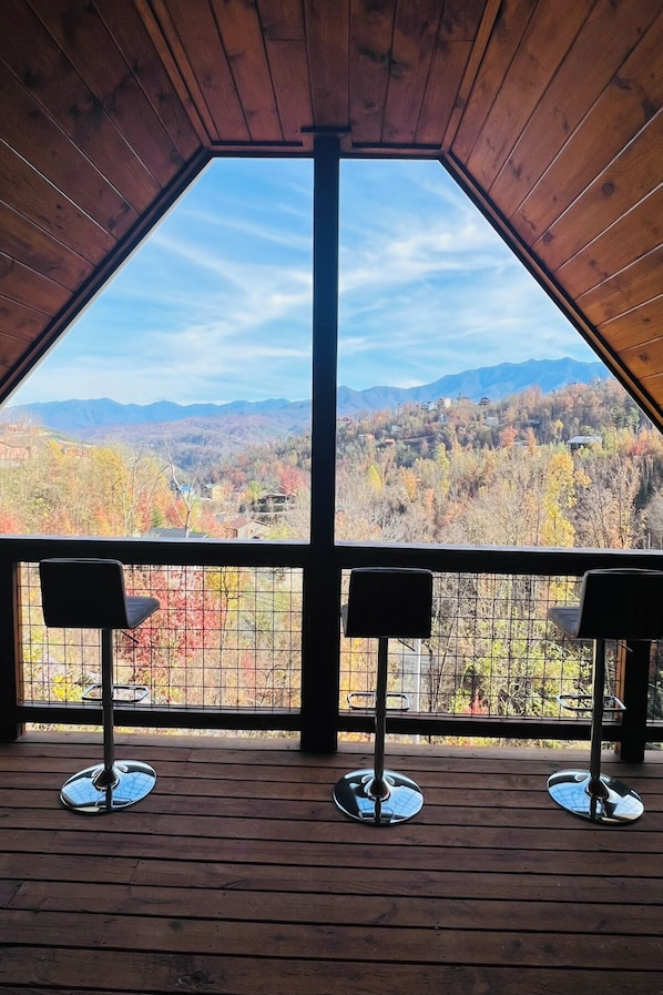 Chipmunks and Bears' cozy decks with views