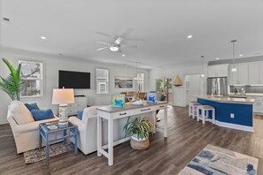 Living Area - Northwest