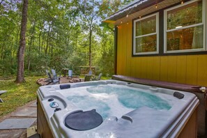 Bain à remous extérieur