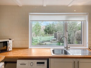 Kitchen | Kims Cottage, Penzance