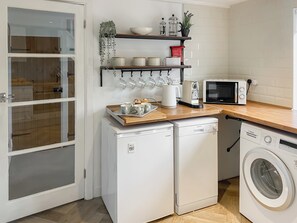Kitchen | Kims Cottage, Penzance