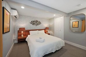 Front queen memory foam bedroom