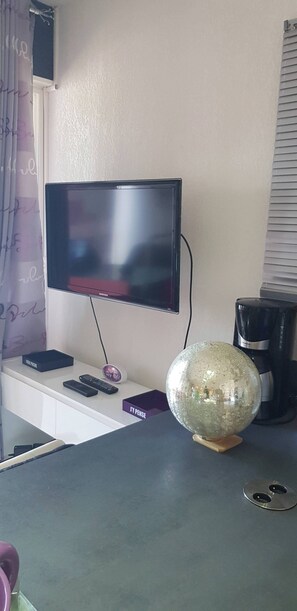 TV