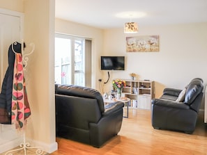 Living area | Berwyn - Bala Barns, Bala