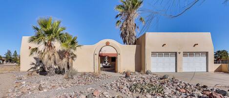 Golden Valley Vacation Rental | 3BR | 2BA | Small Step to Enter | 1,850 Sq Ft