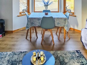 Living room/dining room | Pine View, Gisla, Isle of Lewis