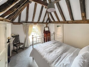 Double bedroom | Eastbridge Canterbury - The Knights Apartment, Eastbridge Hospital - Eastbridge Holidays, Canterbury