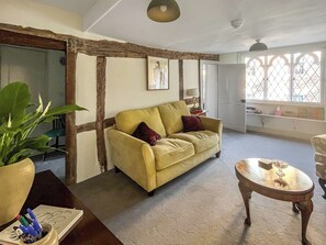Living area | Eastbridge Canterbury - The Knights Apartment, Eastbridge Hospital - Eastbridge Holidays, Canterbury
