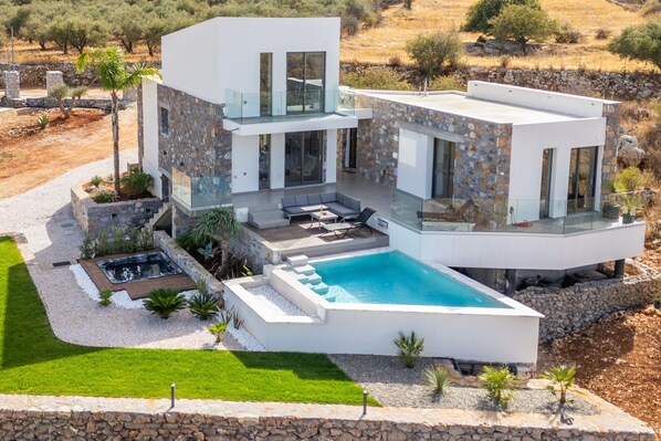 Building Exterior, Garden, Outdoor, Pool