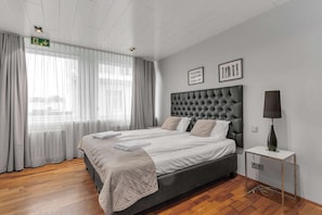 Twin bed