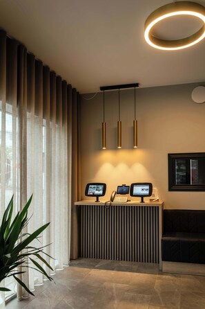 Self check-in lobby