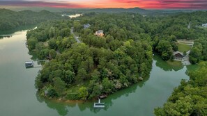 Pull your boat up (launch the boat at the boat launch just 10-15 minutes away) and explore all that Lake Dandridge has to offer!