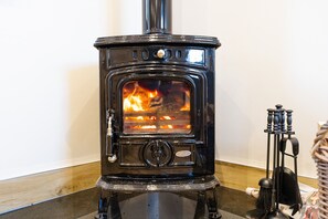 Pot belly stove
