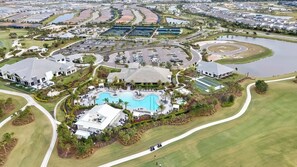 Pool, Bahama Bar, Hot Tub, Toasted Coffee Shop, Fitness, and Spa Center.