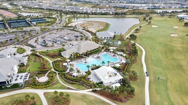 Pool, Bahama Bar, Hot Tub, Toasted Coffee Shop, Fitness, and Spa Center.