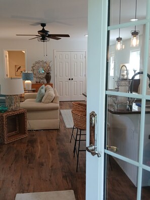 Side door entrance , welcome!