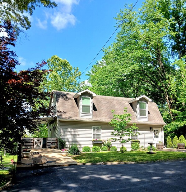 Front Photo of the home