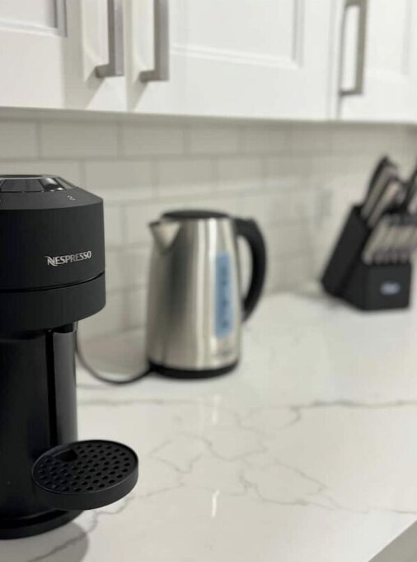 Kaffe och/eller kaffebryggare
