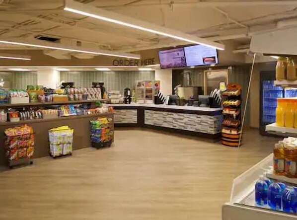 lasvs-hi-res-marketplace2