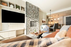 Open and bright great room