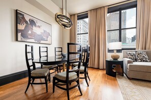 Dining area with seating and Canal Street views.