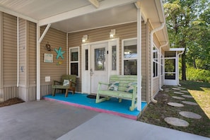 The Love Shack has a private entrance with a digital lock to make self check-in a breeze.