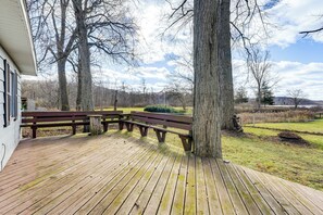 Deck | Lake View | Fenced Yard | Fire Pit | Single-Story Home