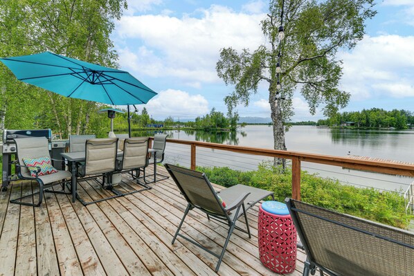 Wasilla Vacation Rental | 2BR | 1.5BA | 940 Sq Ft | Steps Required