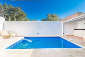 Holiday Home Swimming Pool