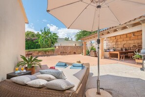 Außenseite Ferienhaus [Sommer]