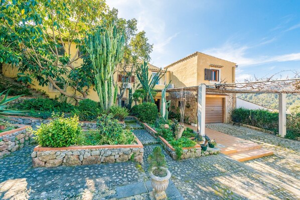 Holiday Home Exterior [summer]