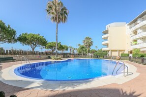 Holiday Home Swimming Pool