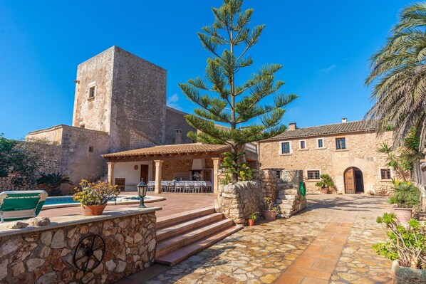 Holiday Home Exterior [summer]