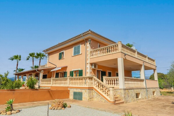 Holiday Home Exterior [summer]