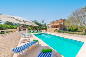 Schwimmbad des Ferienhauses