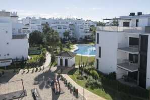 Außenseite Ferienhaus [Sommer]