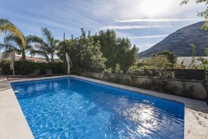 Holiday Home Swimming Pool