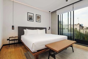 Comfortable bedrooom 