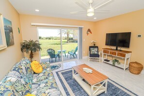 St. Augustine Beach Rentals Living Room