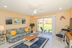 St. Augustine Beach Rentals Living Room
