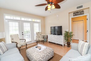 St. Augustine Beach Rentals Living Room
