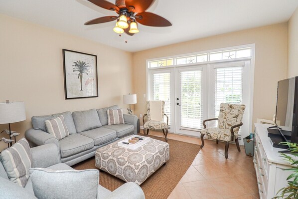 St. Augustine Beach Rentals Living Room